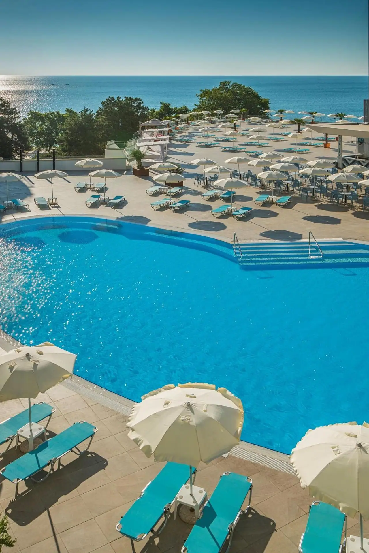 Astoria Hotel All Inclusive- Private Beach & Beach Club – all-inclusive · Golden Sands, Bulgaria