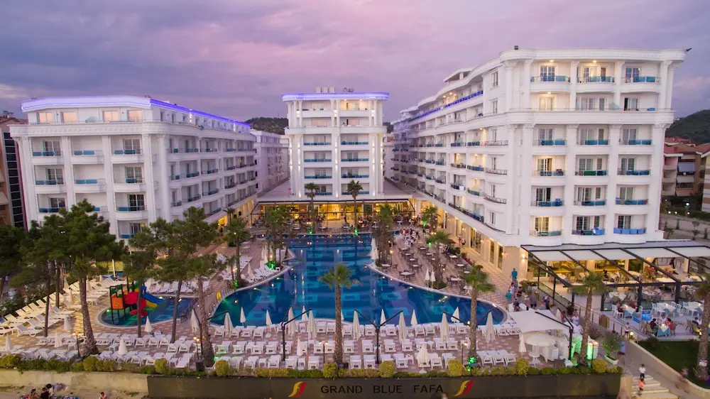 Grand Blue Fafa Resort & Spa – all-inclusive · Golem, Albania