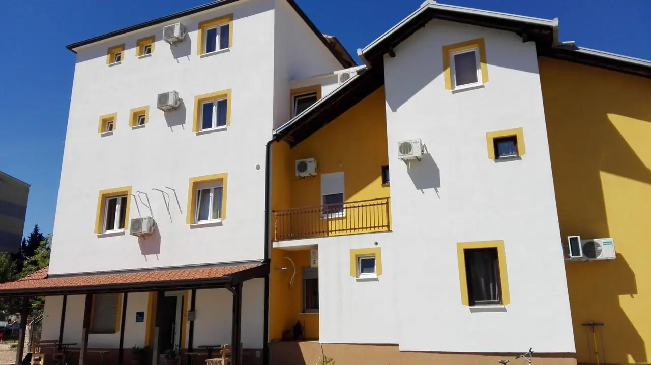 Pansion Viola – all-inclusive · Medjugorje, Bosnia and Herzegovina